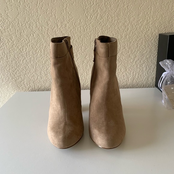 Ankle Boots - Picture 3 of 5